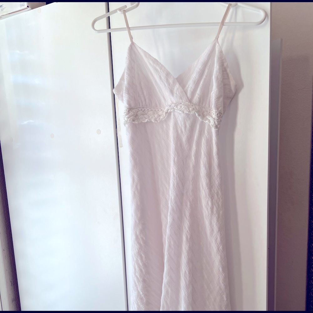 White Dress Girls/Sm